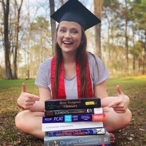 Meet your Posher, Julie